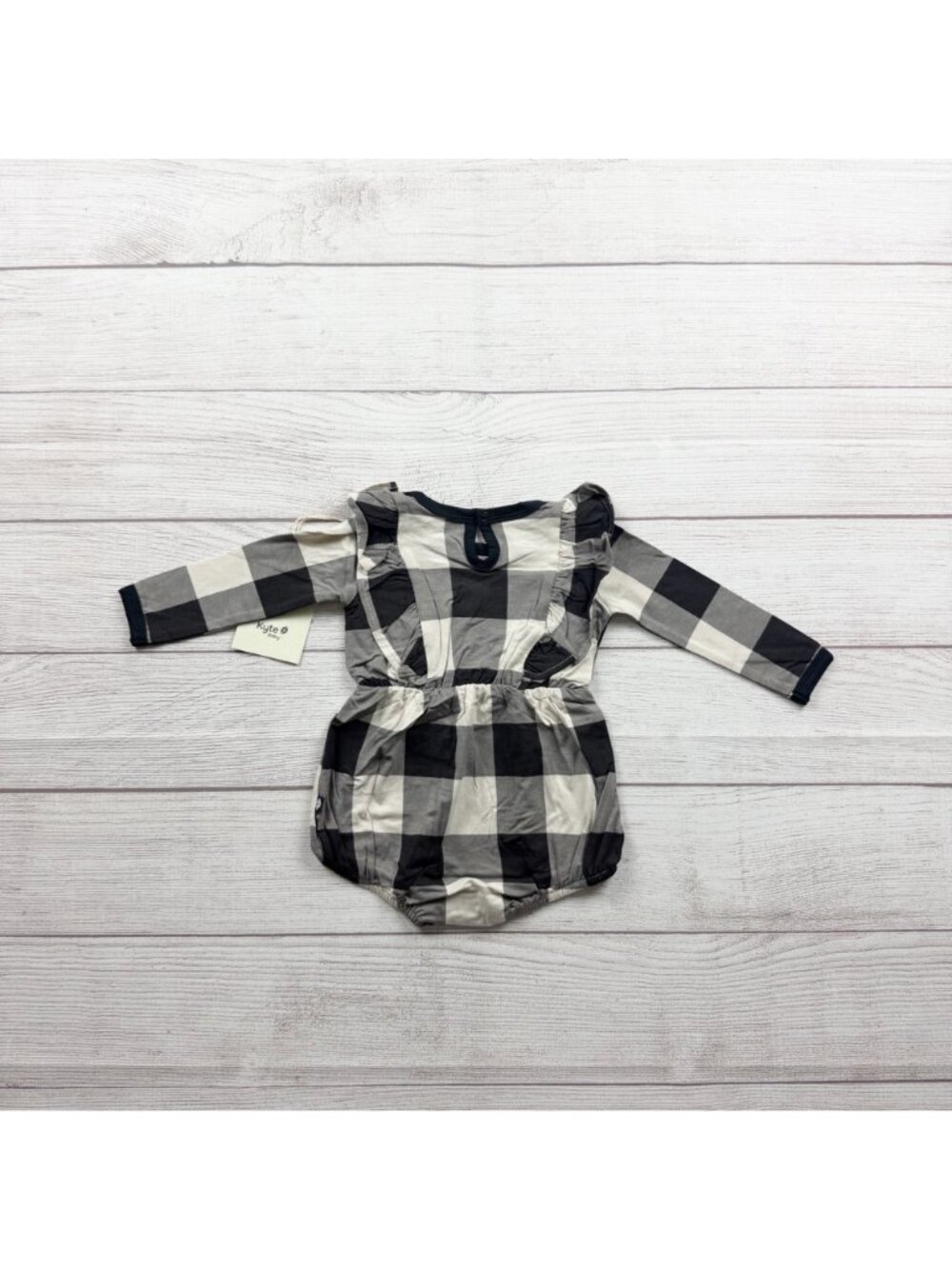 Kyte Baby Plaid Long Sleeve Romper Ruffle Accent NWT 3-6 Months - Picture 3 of 3